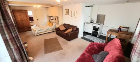 5 bedroom Detached house for sale in Annexe & Family Home on Delamare Road, Melton, LE13 1PL