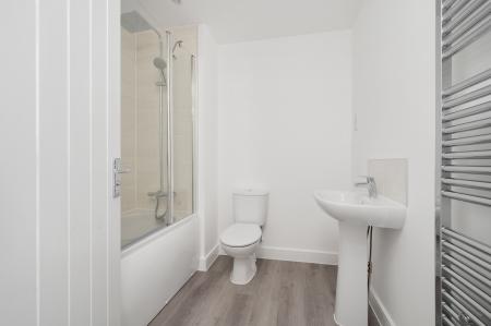 3 bedroom Semi-detached house to let in Charles Dyer Close, Melton Mowbray