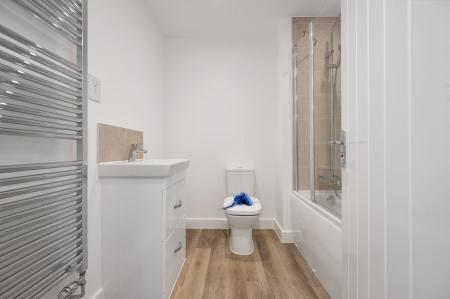 3 bedroom End of terrace house to let in Charles Dyer Close, Melton Mowbray