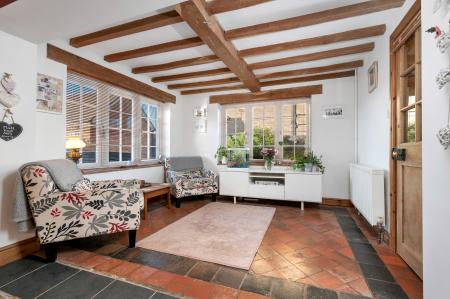 4 bedroom Detached house for sale in Generous Garden at The Oaks at Goadby Marwood, LE14 4LN