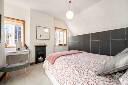 4 bedroom Detached house for sale in Generous Garden at The Oaks at Goadby Marwood, LE14 4LN