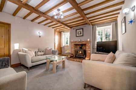 4 bedroom Detached house for sale in Generous Garden at The Oaks at Goadby Marwood, LE14 4LN