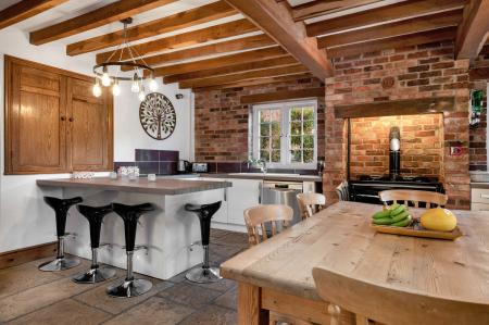 Generous Garden at The Oaks at Goadby Marwood, LE14 4LN