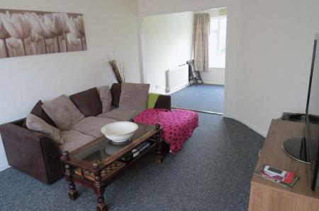 3 bedroom Detached house to let in Tennyson Way, Melton Mowbray, LE13