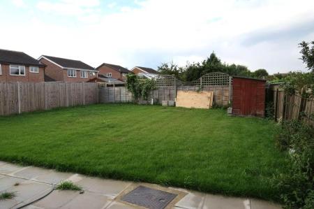 3 bedroom Detached house to let in Tennyson Way, Melton Mowbray, LE13