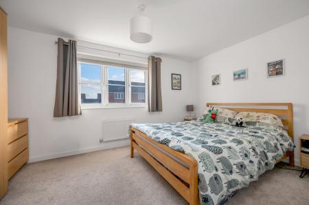 2 bedroom Town house for sale in Nearly New Home on King Edward Avenue, Melton, LE13 1FW