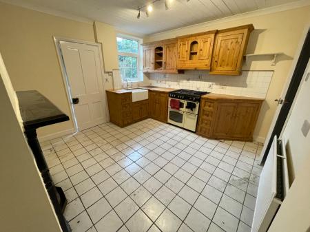 3 bedroom Semi-detached house to let in George Street, Melton Mowbray, LE13