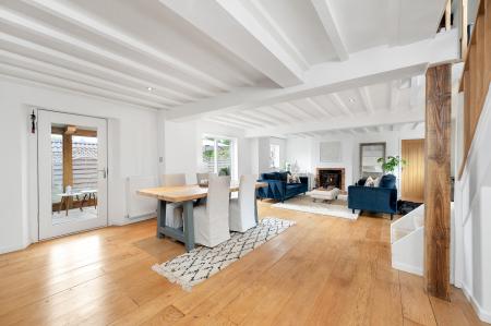 6 bedroom Barn Conversion for sale in Welcome To Harvest Home, Waltham On The Walds, LE14 4AJ