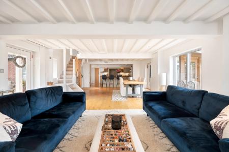 6 bedroom Barn Conversion for sale in Welcome To Harvest Home, Waltham On The Walds, LE14 4AJ