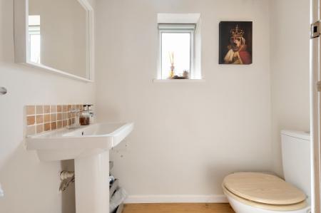 6 bedroom Barn Conversion for sale in Welcome To Harvest Home, Waltham On The Walds, LE14 4AJ