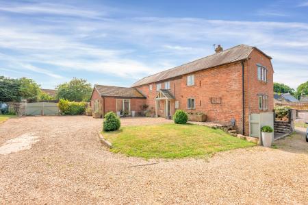 6 bedroom Barn Conversion for sale in Welcome To Harvest Home, Waltham On The Walds, LE14 4AJ