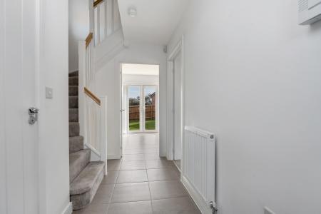 3 bedroom Detached house to let in Lander Close, Melton Mowbray