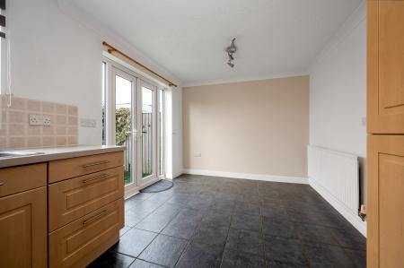 3 bedroom Terraced House to let in Upper Church Street, Syston, Leicester, LE7