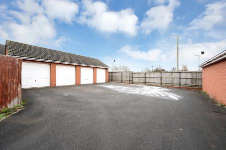 3 bedroom Terraced House to let in Upper Church Street, Syston, Leicester, LE7