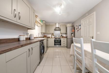 4 bedroom Semi-detached house for sale in Delightful Family Home at Discovery Drive, Melton, LE13 1NJ