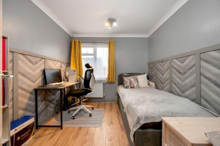 3 bedroom Semi-detached house for sale in Tranquil Spacious Home on Thrush Close, Melton, LE13 0QF