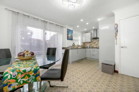 3 bedroom Semi-detached house for sale in Tranquil Spacious Home on Thrush Close, Melton, LE13 0QF