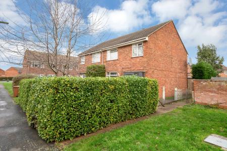 3 bedroom Semi-detached house for sale in Tranquil Spacious Home on Thrush Close, Melton, LE13 0QF