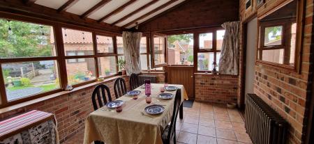 3 bedroom Detached house for sale in Barnby Lane, Claypole