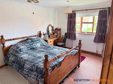 3 bedroom Detached house for sale in Barnby Lane, Claypole