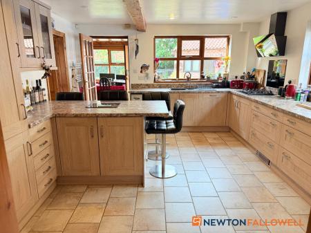 3 bedroom Detached house for sale in Barnby Lane, Claypole