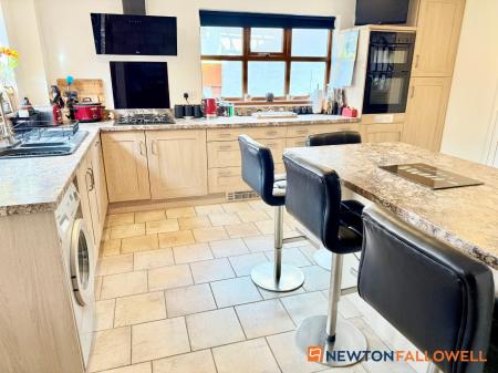 3 bedroom Detached house for sale in Barnby Lane, Claypole