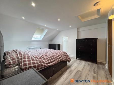 2 bedroom Flat for sale in The Bell Tower, Barnby Road, Newark