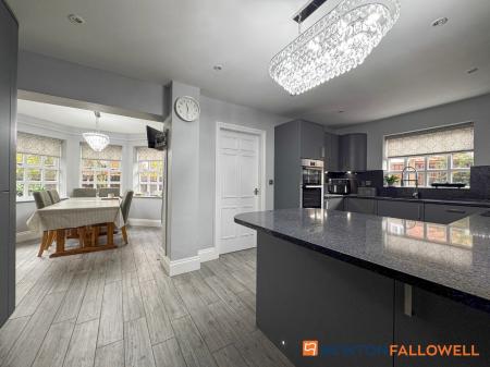 5 bedroom Detached house for sale in Bells Court, Carlton-le-Moorland