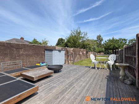 3 bedroom End of terrace house for sale in Boundary Road, Newark