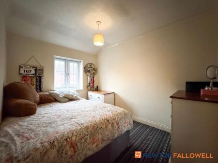 3 bedroom Semi-detached house for sale in Cannon Close, Newark