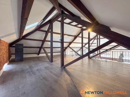 2 bedroom Flat for sale in The Courtyard, Castle Brewery, Newark