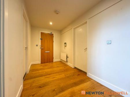 2 bedroom Flat for sale in The Courtyard, Castle Brewery, Newark