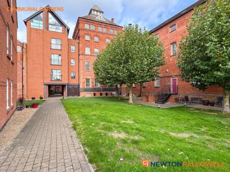 2 bedroom Flat for sale in The Courtyard, Castle Brewery, Newark