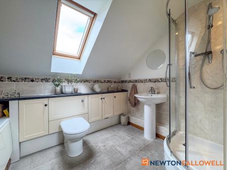 4 bedroom Detached house for sale in Colley Lane, Weston