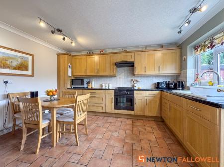 4 bedroom Detached house for sale in Colley Lane, Weston