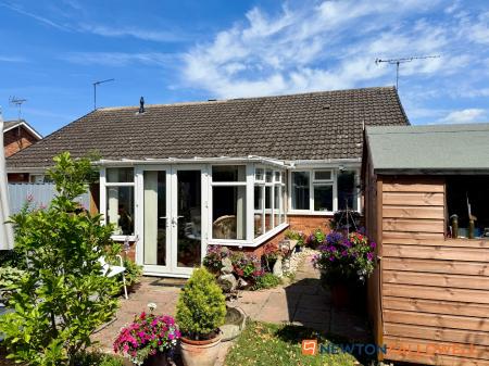 2 bedroom Semi-detached bungalow for sale in Crew Road, Collingham