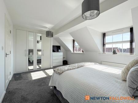 4 bedroom Town house for sale in Dale Crescent, Fernwood