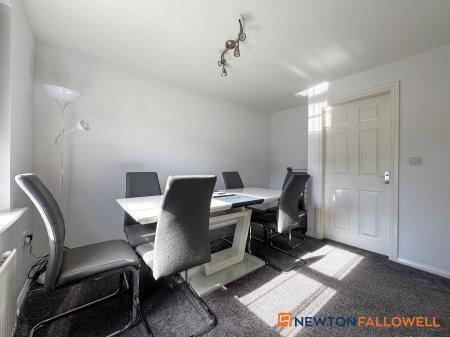 4 bedroom Town house for sale in Dale Crescent, Fernwood