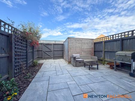 4 bedroom Town house for sale in Dale Crescent, Fernwood