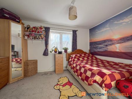 2 bedroom End of terrace house for sale in Flaxley Lane, Newark