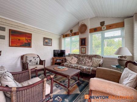 4 bedroom Detached house for sale in Gainsborough Road, Winthorpe