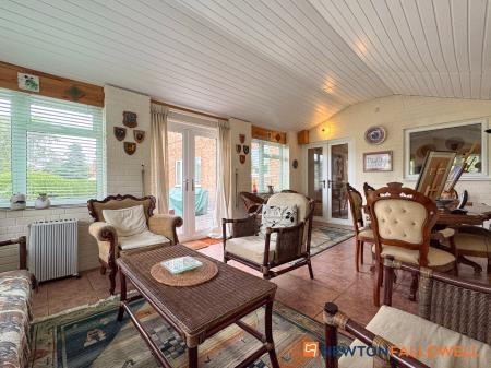 4 bedroom Detached house for sale in Gainsborough Road, Winthorpe