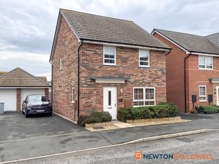 Halifax Road, Fernwood