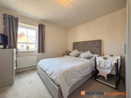 3 bedroom Semi-detached house for sale in Halifax Road, Fernwood