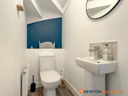 3 bedroom Semi-detached house for sale in Halifax Road, Fernwood