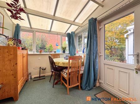 3 bedroom Terraced House for sale in Harcourt Street, Newark