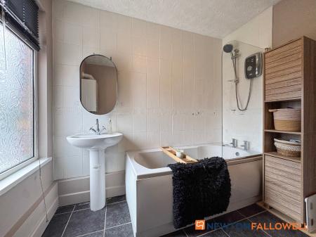 2 bedroom Terraced House for sale in Hatton Gardens, Newark