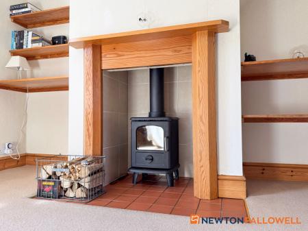 3 bedroom Semi-detached house for sale in Hall Farm Cottage, Stapleford