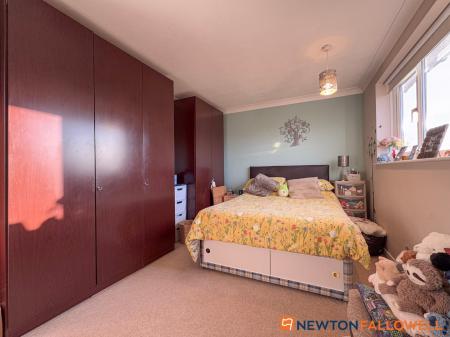 3 bedroom Detached house for sale in High Street, Swinderby