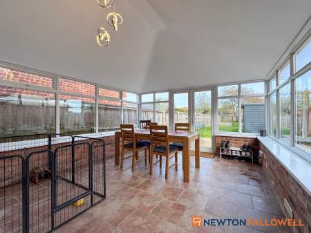 3 bedroom Semi-detached house for sale in Linton Close, Farndon